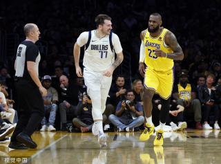 在控球与传 在控球与传