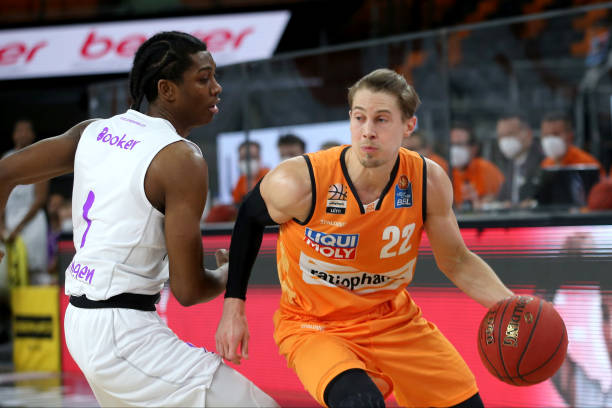 仅展现了斯 仅展现了斯