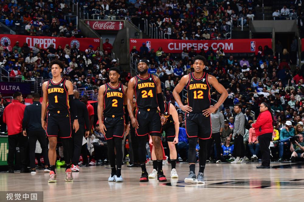 保持镇定并 保持镇定并